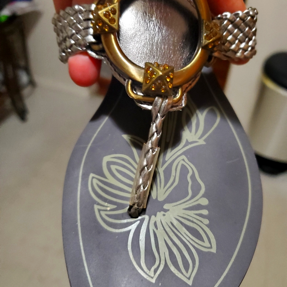 Brand New Jewel Sandals Nwot Price Firm